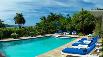Round Hill Hotel and Villas