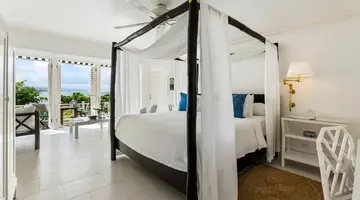 Round Hill Hotel and Villas