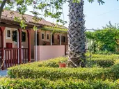 Roussas Studios and Apartments