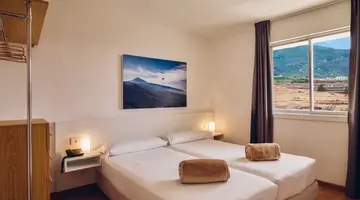 ROUTE ACTIVE HOTEL