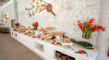 Royal Andilana Resort & Spa
