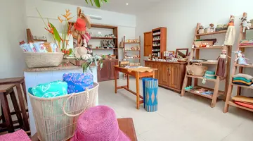 Royal Andilana Resort & Spa