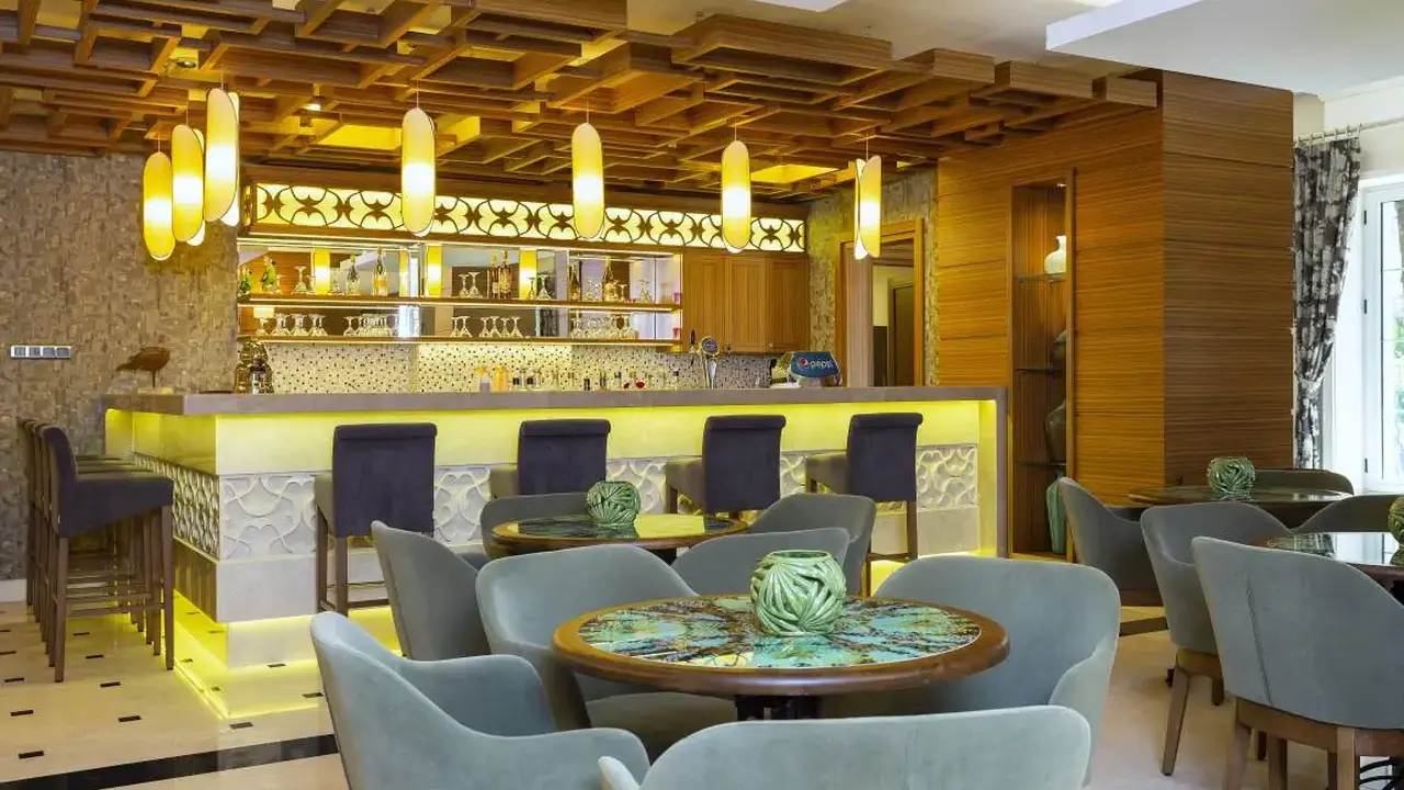 ROYAL ASARLIK BEACH HOTEL