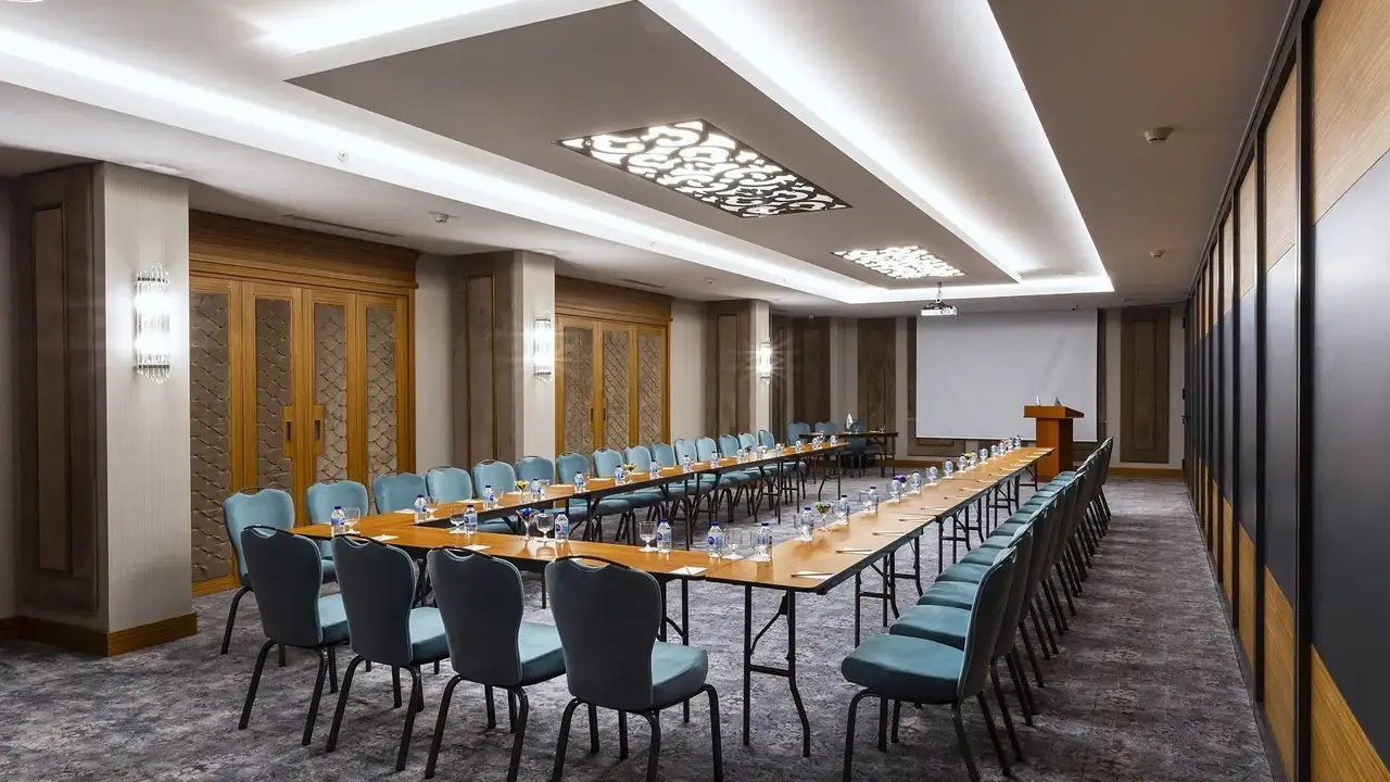 ROYAL ASARLIK BEACH HOTEL