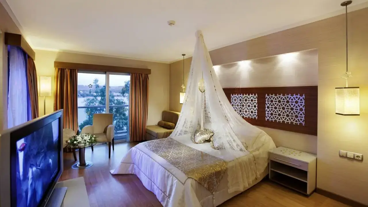 ROYAL ASARLIK BEACH HOTEL