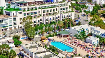 Royal Asarlik Beach