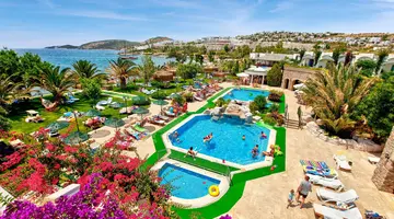 Royal Asarlik Beach