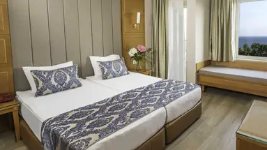 ROYAL ATLANTIS BEACH HOTEL