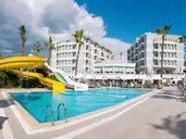 Royal Atlantis Beach Hotel