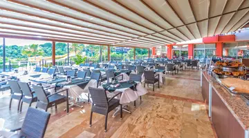 ROYAL ATLANTIS BEACH HOTEL