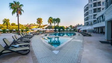 Royal Atlantis Beach