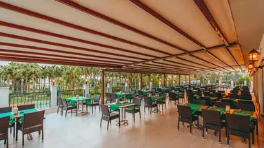 Royal Atlantis Beach