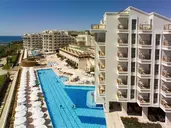 Royal Atlantis Spa & Resort