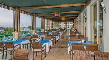 Royal Atlantis Spa & Resort