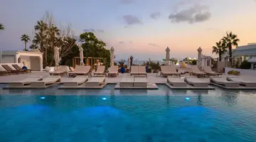 Royal Azur