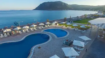 Royal Bay Suites