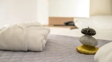 Royal Bay Suites