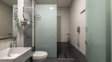 ROYAL BAY SUITES