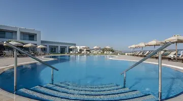 Royal Bay Suites