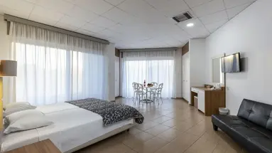 Royal Bay Suites