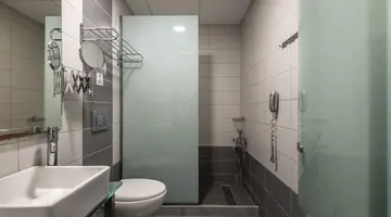 Royal Bay Suites