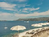Royal Blue Hotel