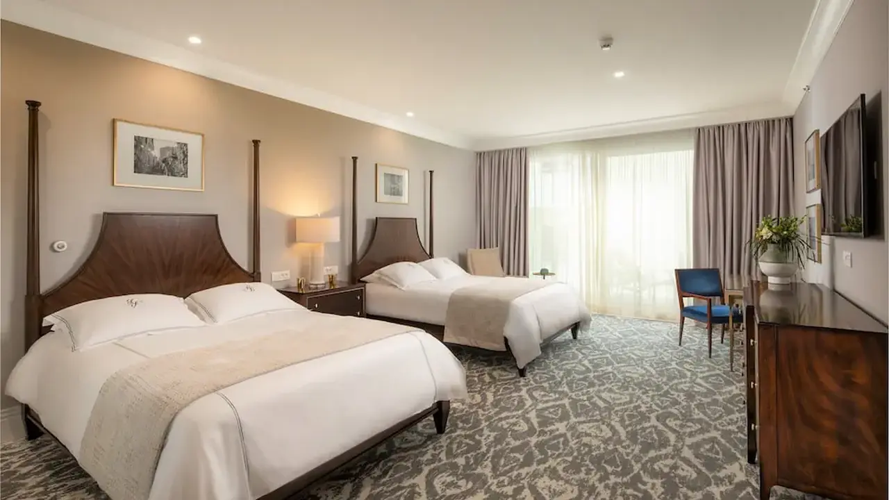 Royal Blue Hotel
