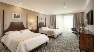 Royal Blue Hotel