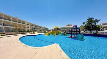 ROYAL BRAYKA BEACH RESORT