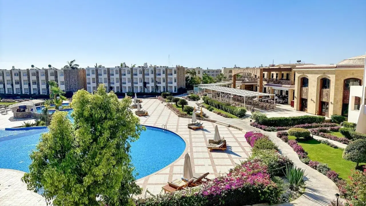 ROYAL BRAYKA BEACH RESORT