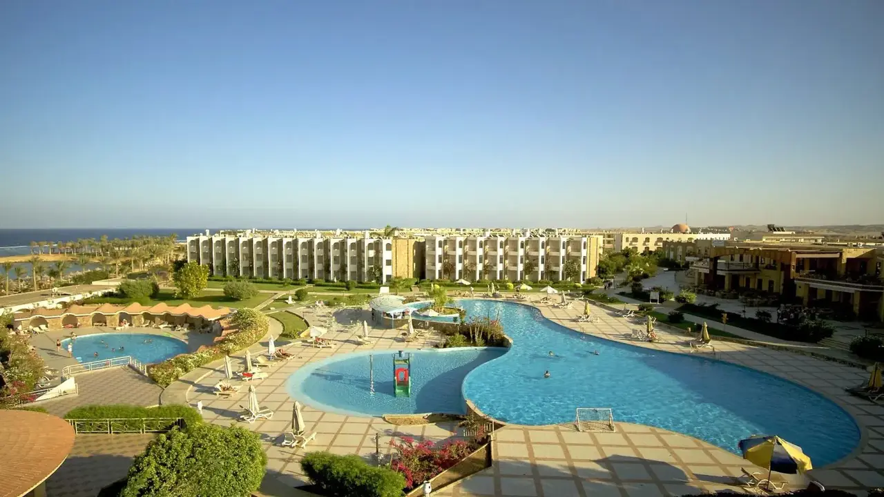 Royal Brayka Beach Resort