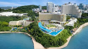ROYAL CLIFF BEACH HOTEL