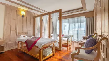 ROYAL CLIFF BEACH HOTEL