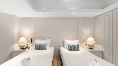 ROYAL CLIFF BEACH HOTEL