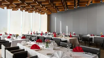 ROYAL CLIFF BEACH HOTEL