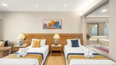 ROYAL CLIFF BEACH HOTEL