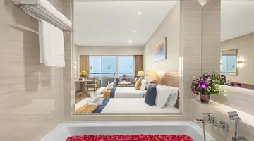 ROYAL CLIFF BEACH HOTEL