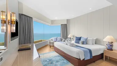 ROYAL CLIFF BEACH HOTEL