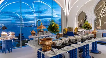 ROYAL CLIFF BEACH HOTEL