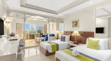 ROYAL CLIFF BEACH HOTEL