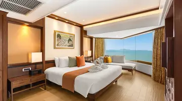 ROYAL CLIFF BEACH HOTEL