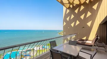 ROYAL CLIFF BEACH HOTEL