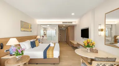 ROYAL CLIFF BEACH HOTEL