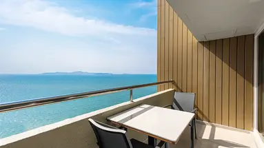 ROYAL CLIFF BEACH HOTEL