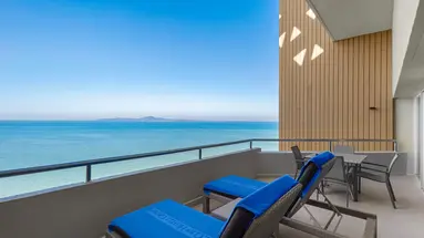 ROYAL CLIFF BEACH HOTEL