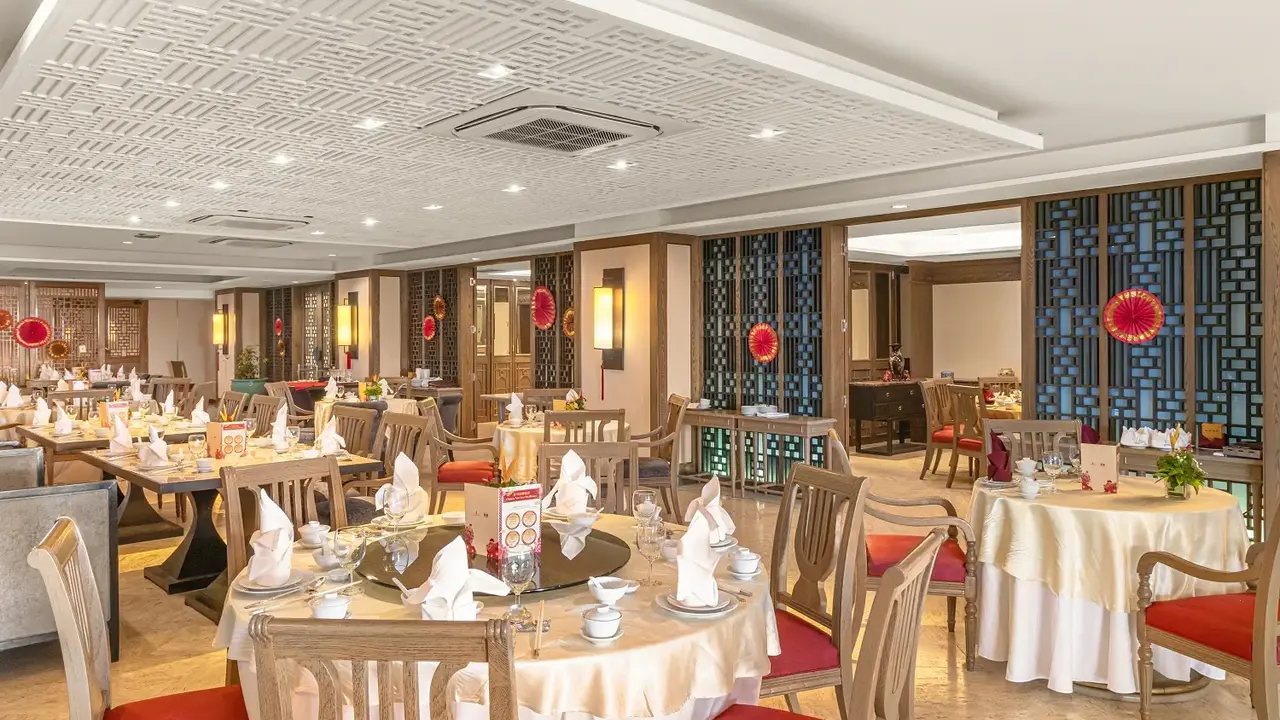 ROYAL CLIFF BEACH TERRACE