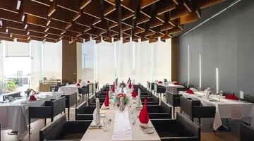 ROYAL CLIFF BEACH TERRACE