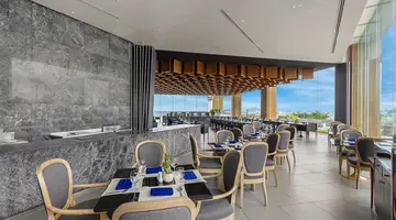 ROYAL CLIFF BEACH TERRACE