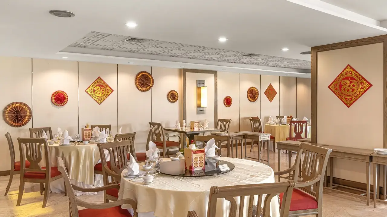 ROYAL CLIFF BEACH TERRACE