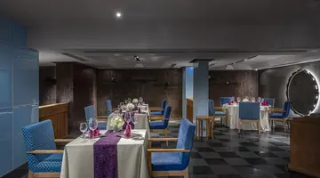 ROYAL CLIFF BEACH TERRACE